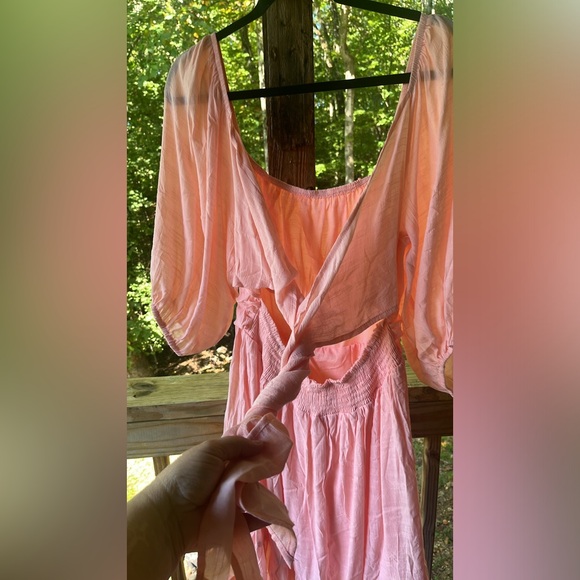 New without tags. Backless size Large - Picture 5 of 9